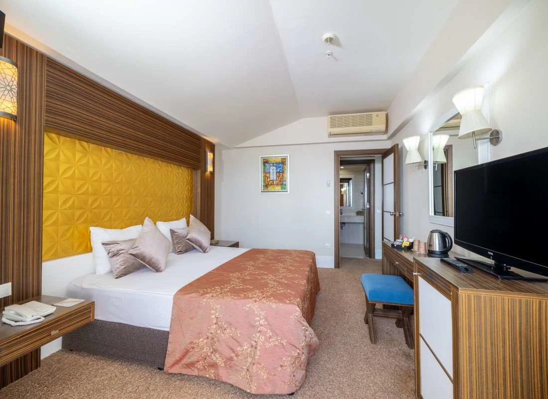 Crystal Family Comfort Collection 4