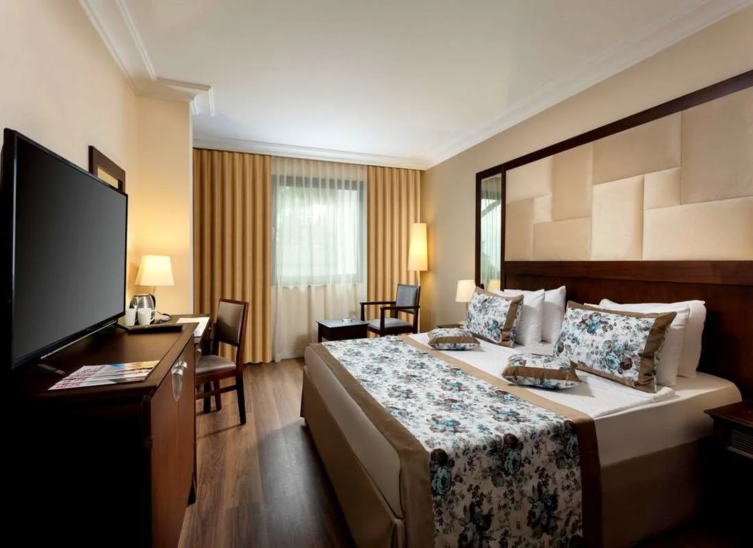 Seven Seas Hotel Life 3