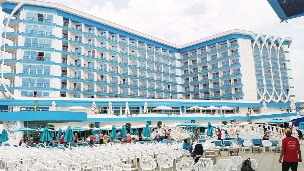 Granada Luxury Beach 4