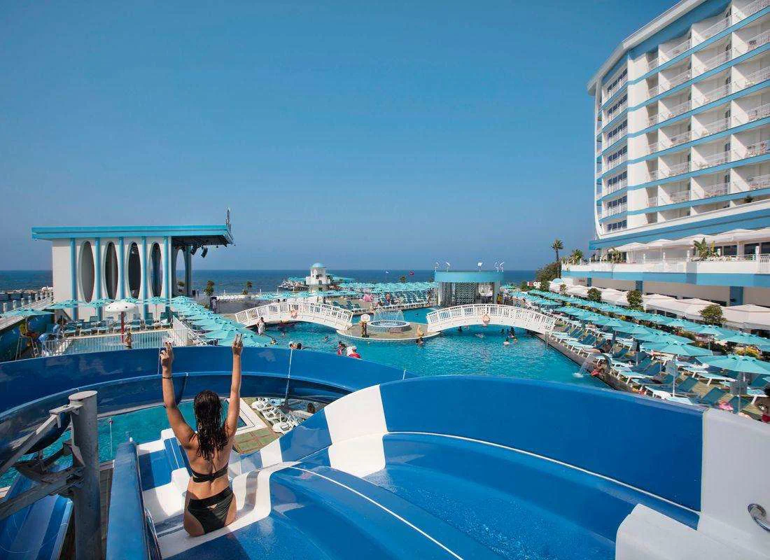 Granada Luxury Beach 3