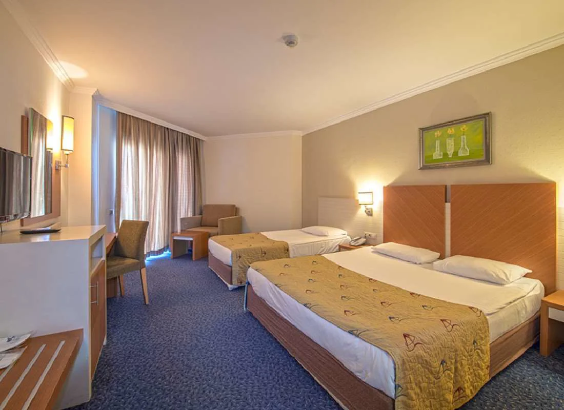 Crystal Admiral Aqua Collection 3