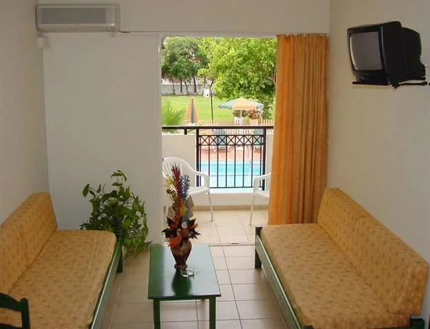 Bella Casita Apartments 4