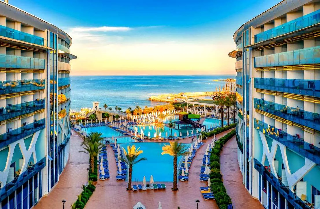 Vikingen Infinity Resort & Spa 4