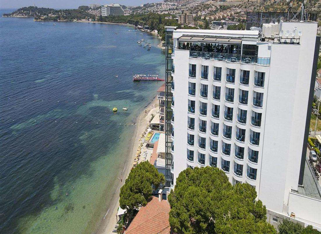 Signature Blue Resort 2