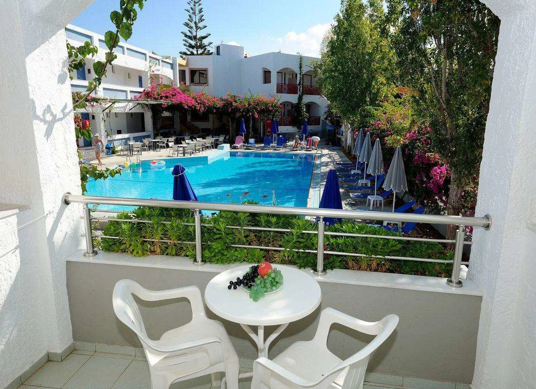 Apollon Hotel apartments 4