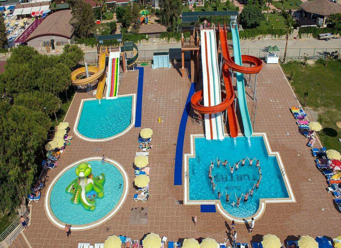 Club Turtas Beach Hotel 3