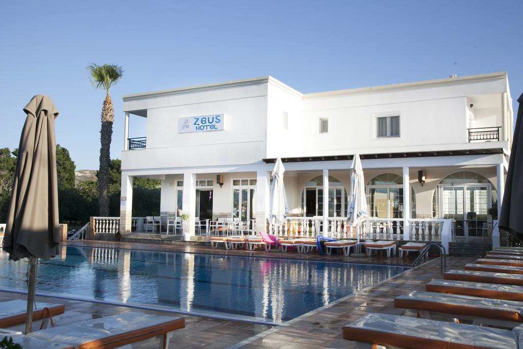 Zeus Hotel