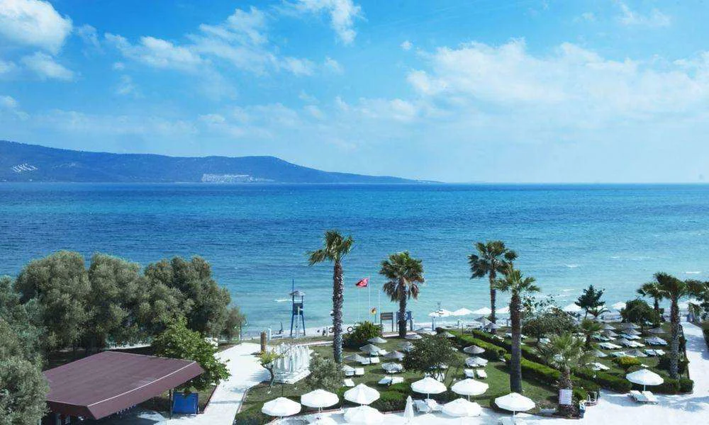 The Holiday Resort 5