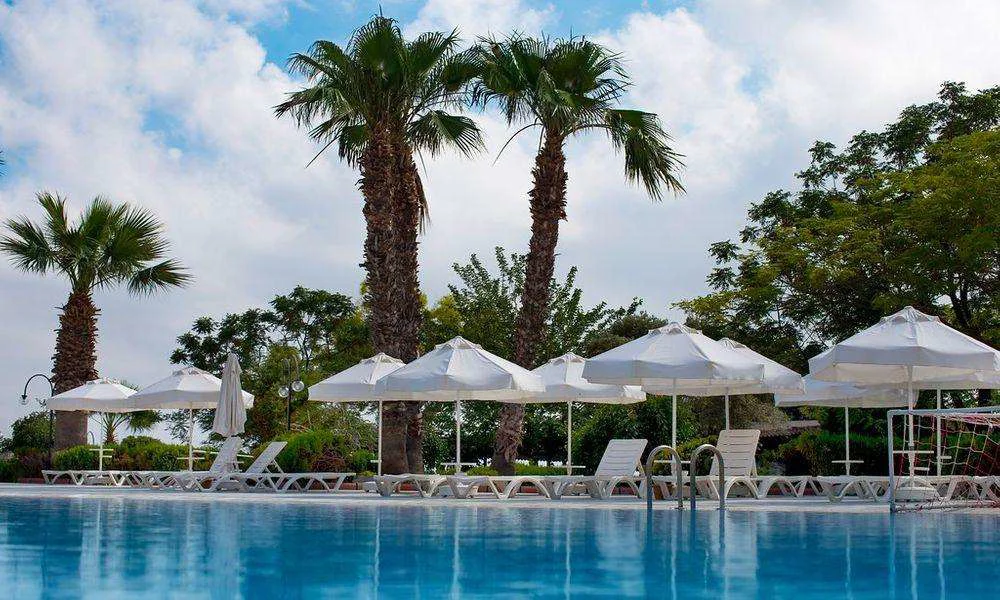 The Holiday Resort 3