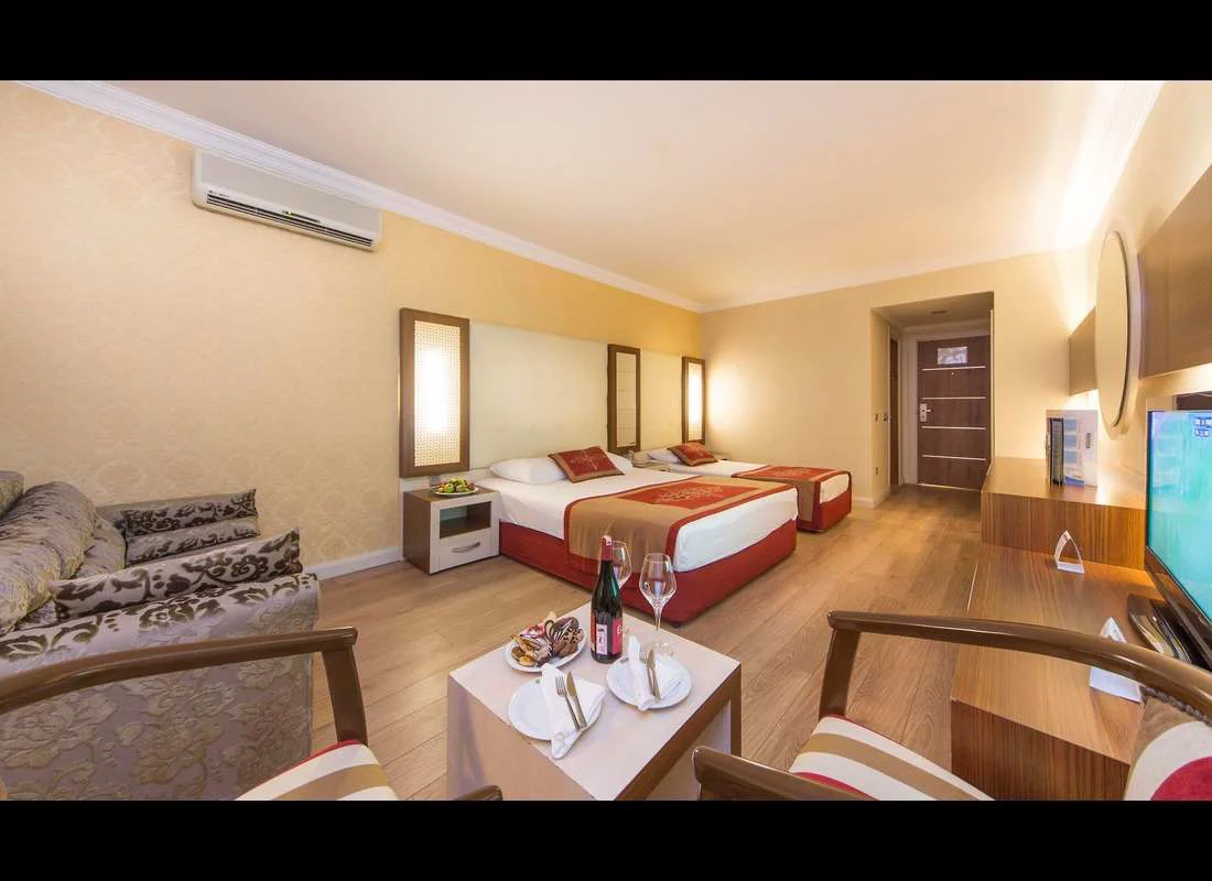 Beach Club Doganay 5