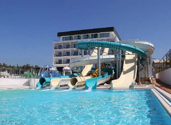 Hotel Gold Island 3