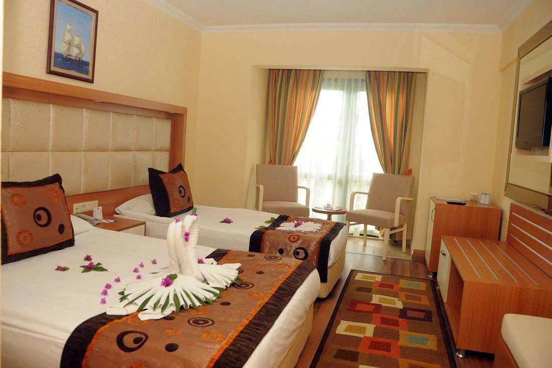 Oz Hotels Incekum Beach Resort Hotel 5