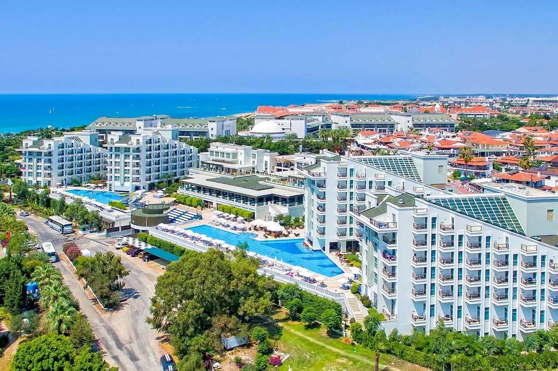 Royal Atlantis Spa & Resort 2