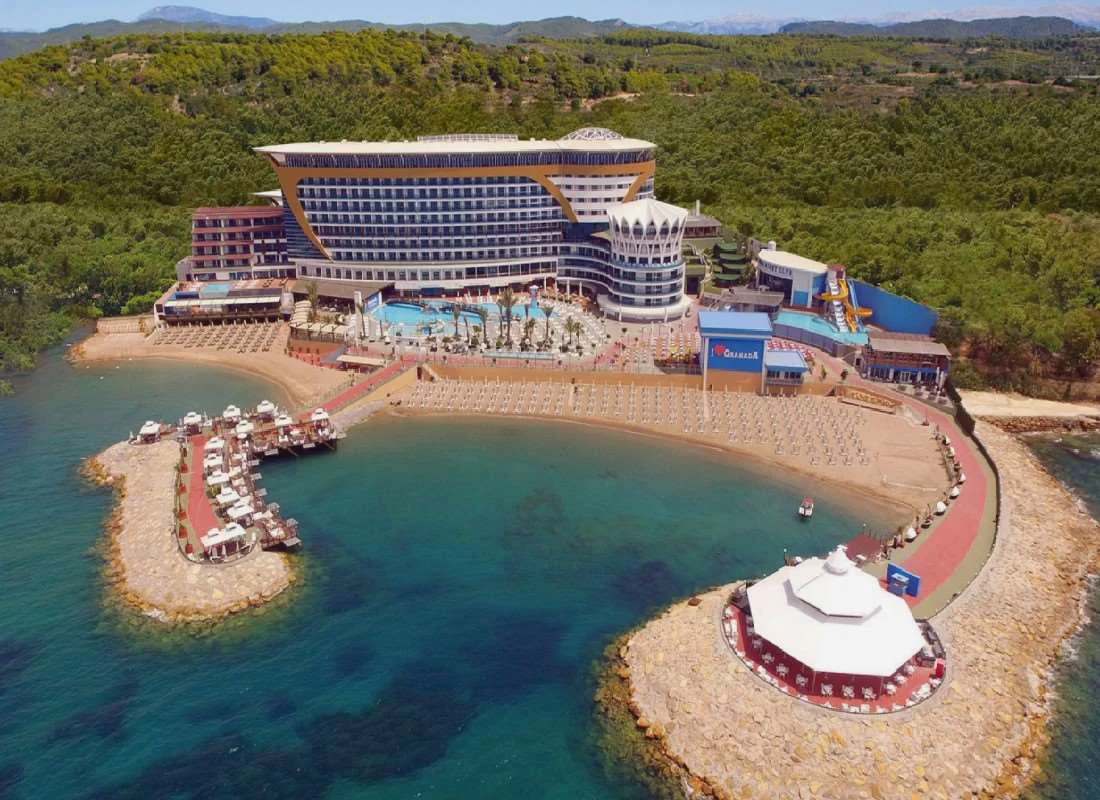 Granada Luxury Resort & Spa