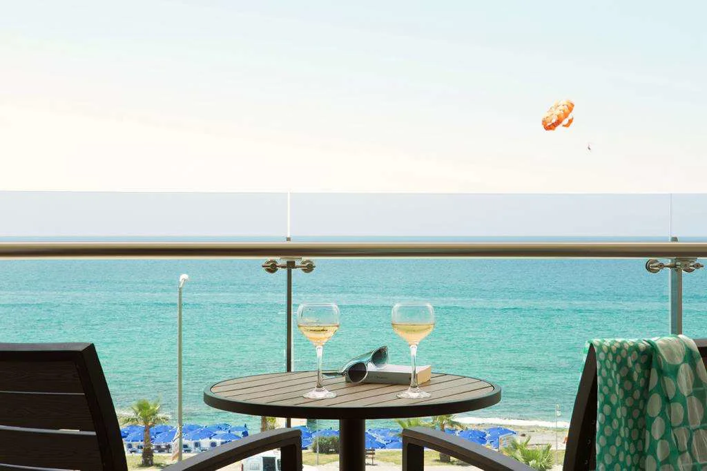 Sunprime C-Lounge Hotel