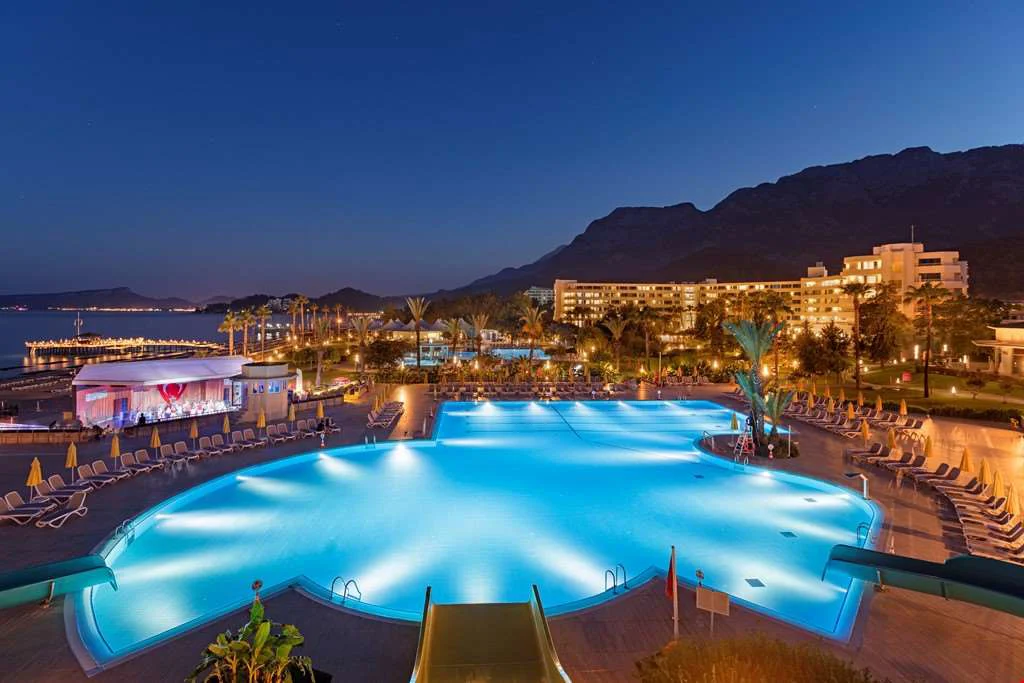 Mirage Park Resort 5