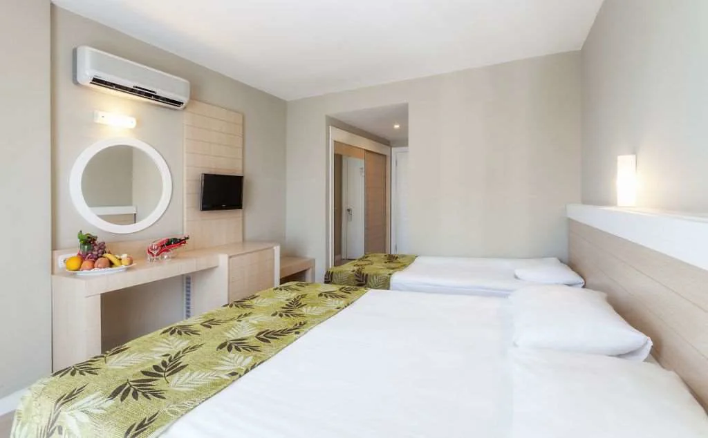 Seaden Sweet Park Hotel