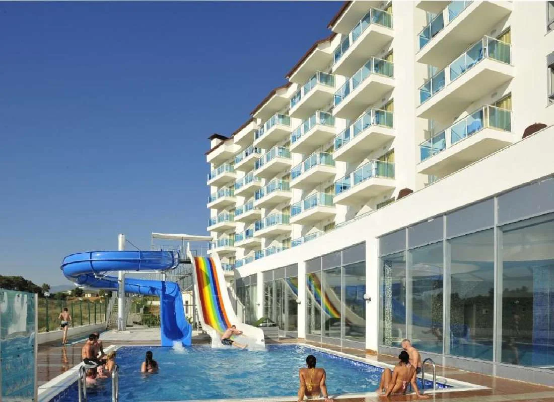 Cenger Beach Resort 3