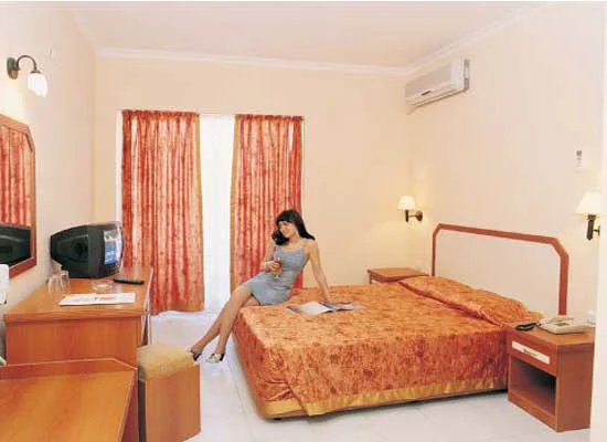 Hotel Pigale Beach Resort KUSADASI  4