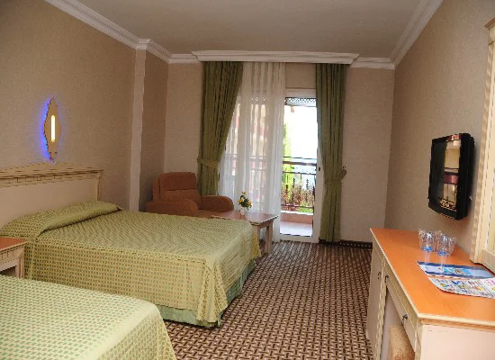 Hotel Holiday Park 2