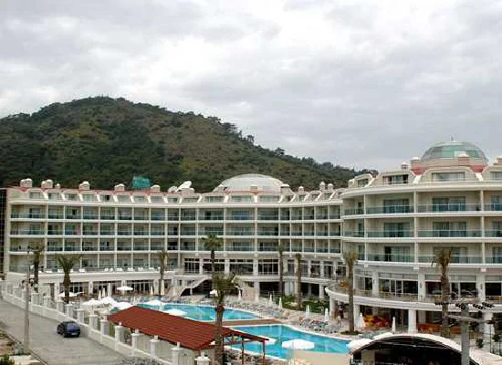 PINETA PARK DE LUXE HOTEL 3