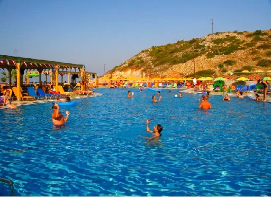Aqua Sun Village vh Eri Sun