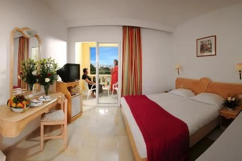 Houda Yasmine HAMMAMET 5