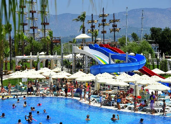 Lake & River Hotel Side 2