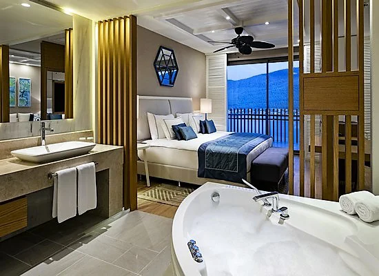 Titanic Deluxe Bodrum 3