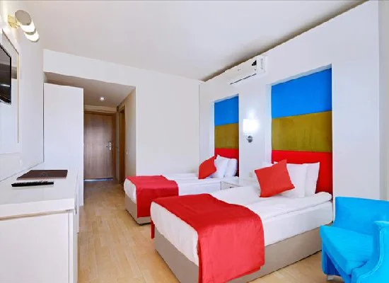 Smartline Side Ally Resort SIDE 5