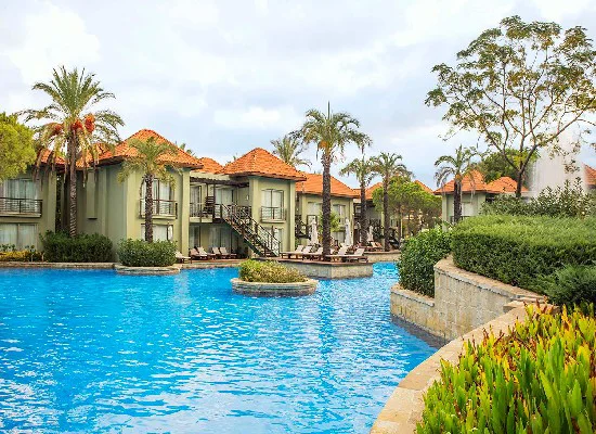 IC Hotels Residence 4